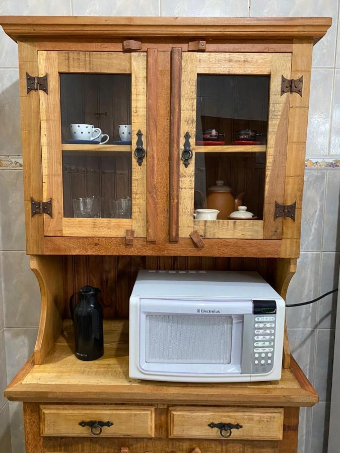 Casa Aconchegante A 400M Da Praia Da Tartaruga - Ar Condicionado - Wifi 450Mb - Netflix - Cozinha Completa - Garagem Rio das Ostras Luaran gambar